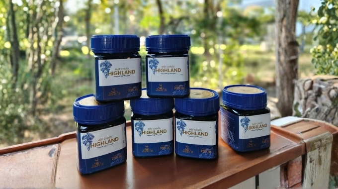 Hình ảnh mật chuối highland hũ hỗ trợ tiêu hóa tại xưởng sản xuất